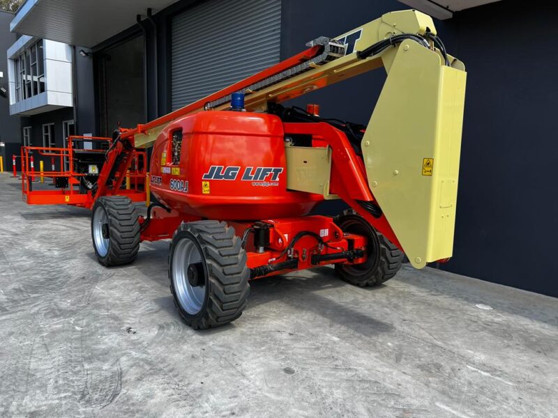 Used Knuckle Boom Lift JLG for sale. Need to buy a boom lift?