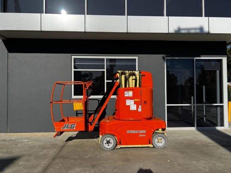 Used Boom Lift JLG for sale. Need to buy a boom lift?